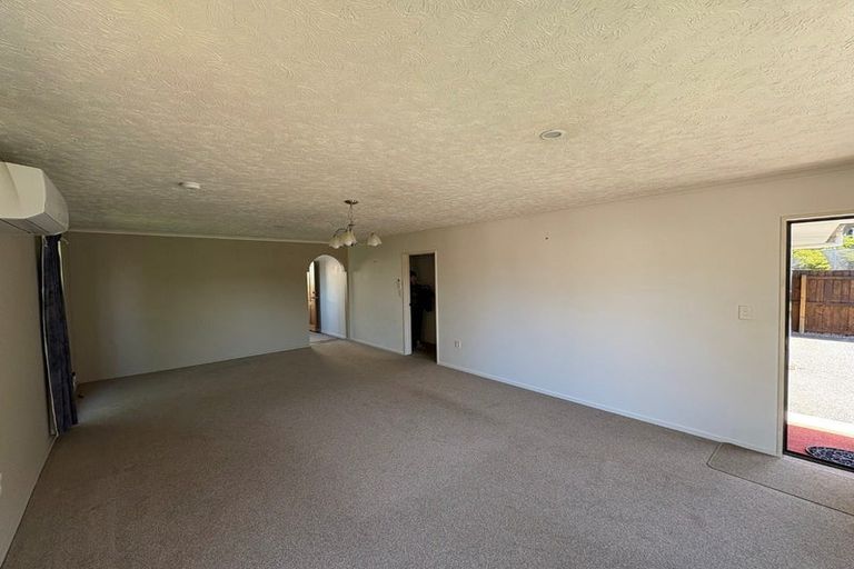 Photo of property in 1/35 Division Street, Riccarton, Christchurch, 8041