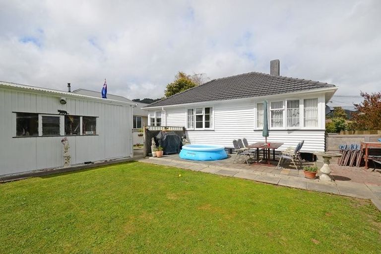 Photo of property in 7 Langford Street, Naenae, Lower Hutt, 5011