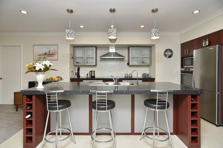 Photo of property in 32 Kensington Avenue, Rangiora, 7400