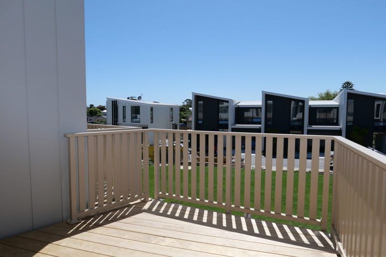 Photo of property in 43 Kamahi Place, Paraparaumu, 5032