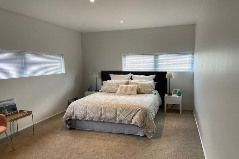 Photo of property in 13 Sharon Road, Waiake, Auckland, 0630