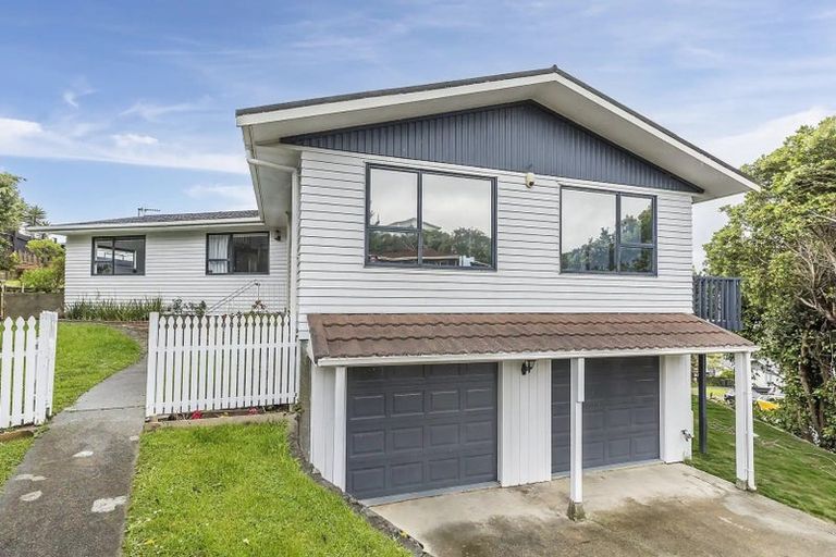 Photo of property in 15 Truro Road, Camborne, Porirua, 5026