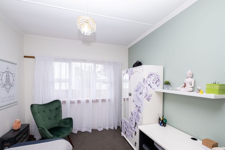 Photo of property in 51 Union Street, Hawera, 4610