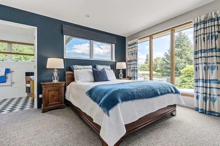 Photo of property in 18 Kowhai Drive, Wanaka, 9305