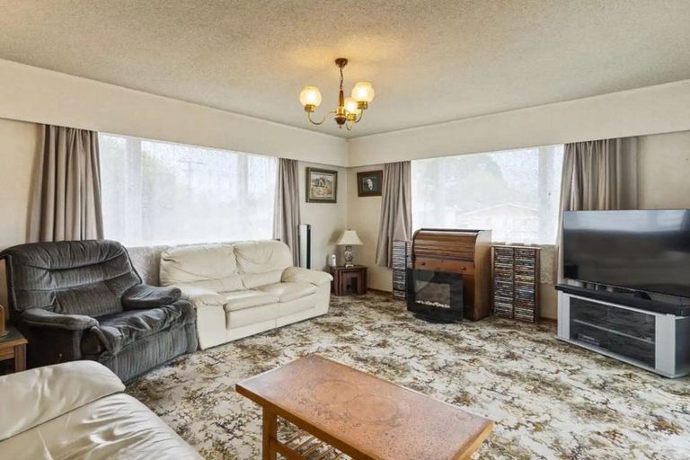 Photo of property in 20 Eddowes Street, Manurewa, Auckland, 2102