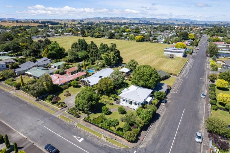 Photo of property in 53 Hospital Street, Dannevirke, 4930
