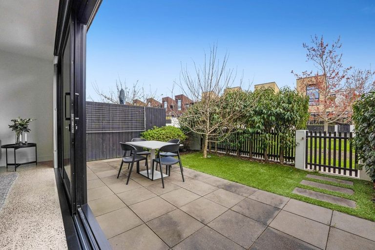 Photo of property in 13 Isitt Road, Hobsonville, Auckland, 0616