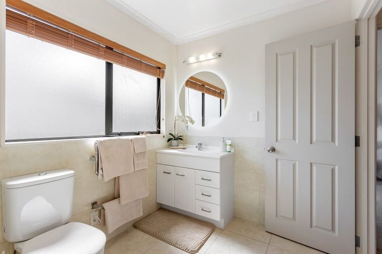 Photo of property in 23 Phoenicia Court, The Gardens, Auckland, 2105