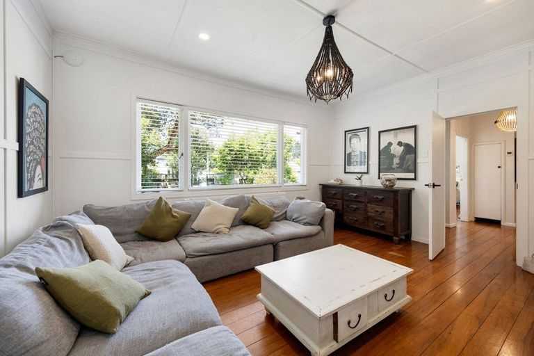 Photo of property in 54 Princes Street, Cambridge, 3434