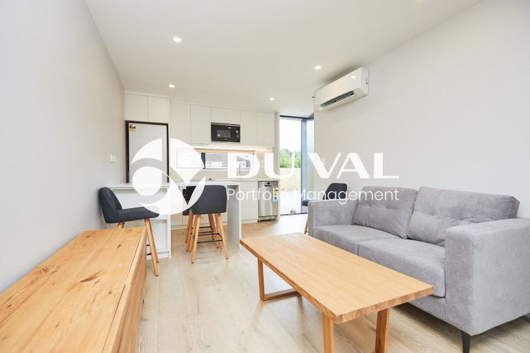 Photo of property in 20 Koro Lane, Mangere Bridge, Auckland, 2022