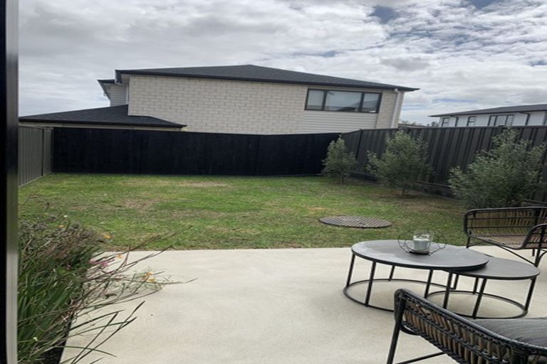 Photo of property in 9 Horomia Road, Karaka, Papakura, 2113