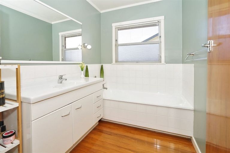 Photo of property in 102 Comries Road, Chartwell, Hamilton, 3210