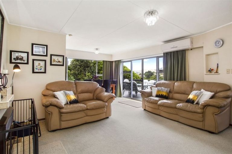 Photo of property in 56 Bassett Road, Johnsonville, Wellington, 6037