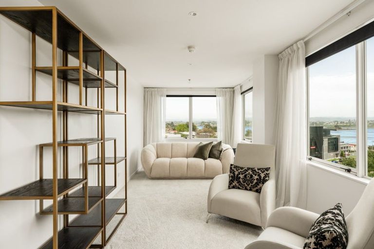 Photo of property in 1/6d Durham Street, Tauranga, 3110
