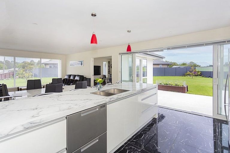 Photo of property in 3a Weston Road, Holmes Hill, Oamaru, 9401