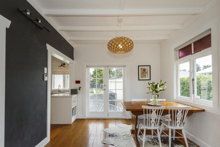 Photo of property in 20c Frederick Street, Terrace End, Palmerston North, 4410