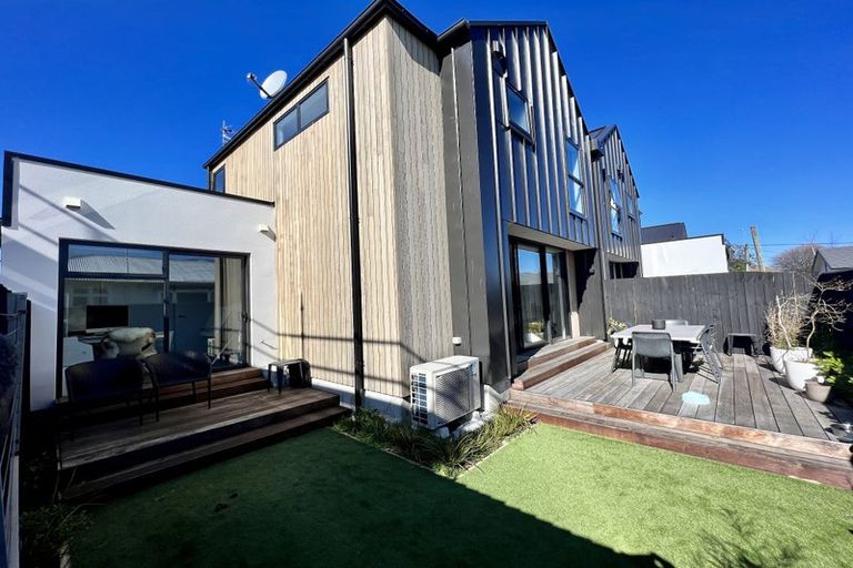 Photo of property in 261d Edgeware Road, Edgeware, Christchurch, 8013