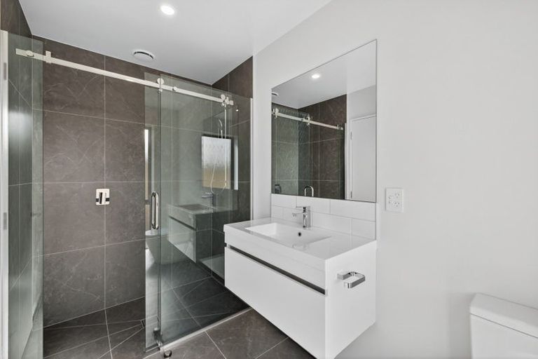 Photo of property in 18 Doris Lusk Street, Belfast, 8051