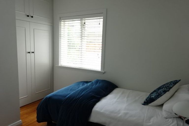 Photo of property in 1/64 Victoria Road, Devonport, Auckland, 0624