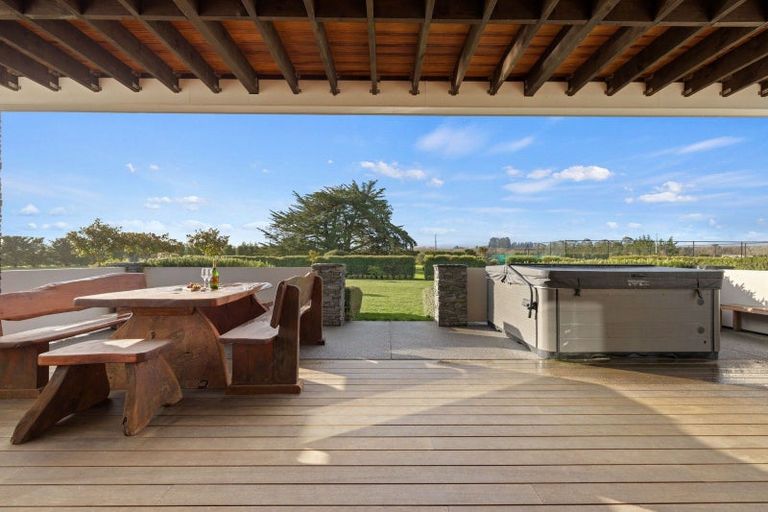 Photo of property in 1 Hayfield Terrace, Cust, Rangiora, 7471