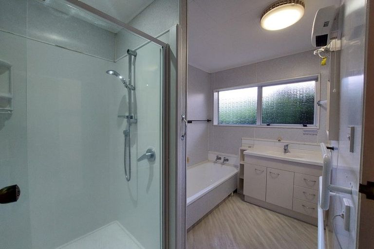 Photo of property in 1/10 Nursery Place, Westown, New Plymouth, 4310