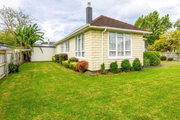 Photo of property in 20 Wordsworth Crescent, Maraenui, Napier, 4110