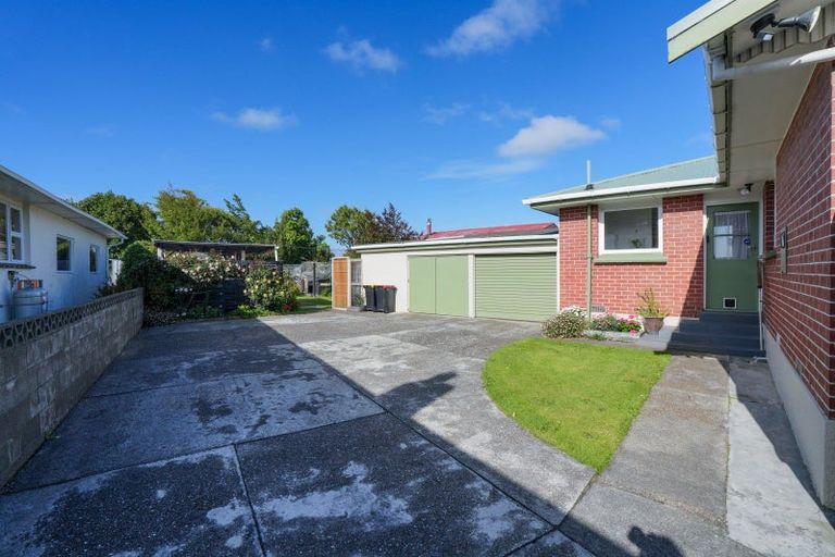 Photo of property in 17 Highfield Terrace, Newfield, Invercargill, 9812