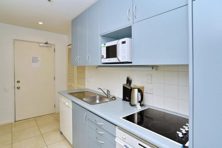 Photo of property in 4/245 Montreal Street, Christchurch Central, Christchurch, 8013