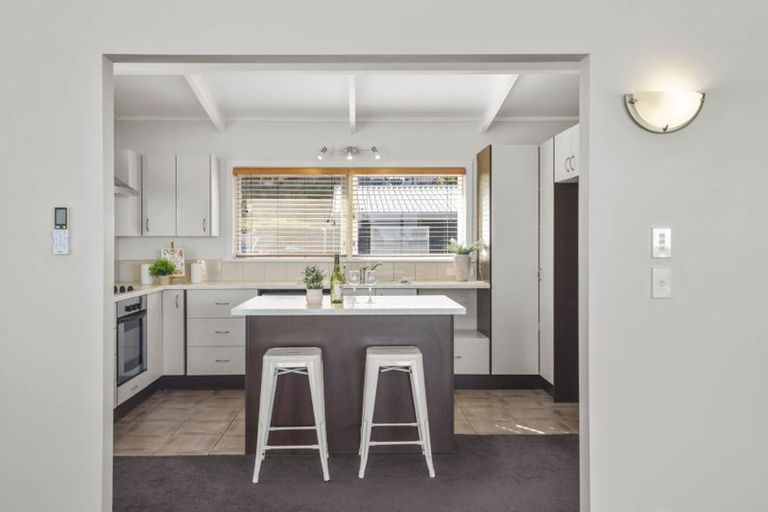 Photo of property in 12 Everard Avenue, Army Bay, Whangaparaoa, 0930