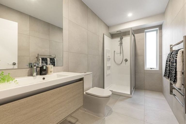 Photo of property in 23 Taikura Avenue, Red Beach, 0932