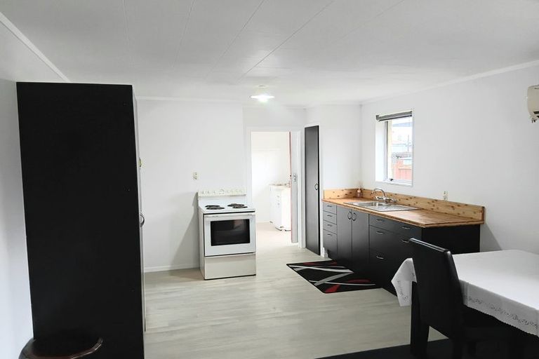 Photo of property in 15b Brougham Street, Westport, 7825