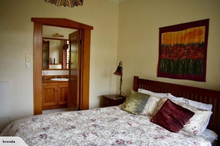 Photo of property in 65 Russell Street, Westport, 7825