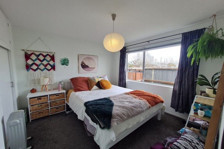 Photo of property in 90 Springs Road, Hornby, Christchurch, 8042