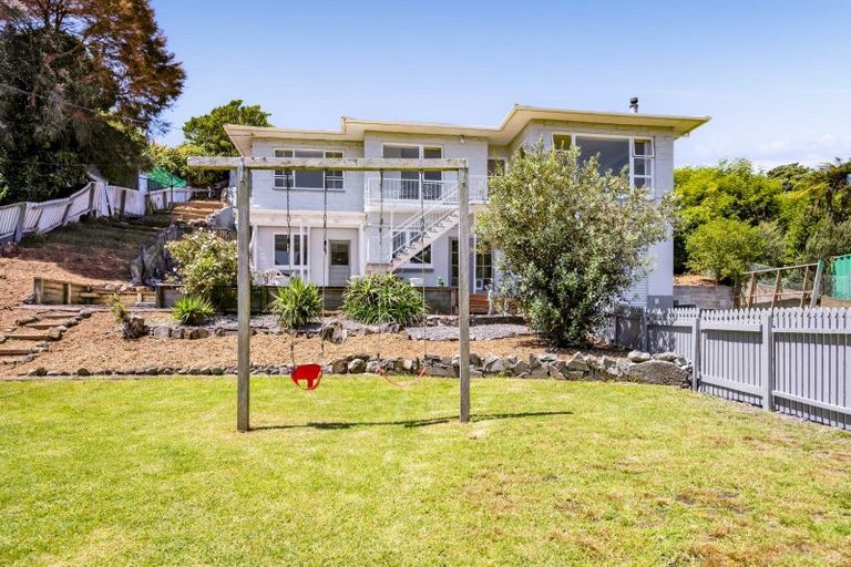 Photo of property in 10 Seymour Street, Waitara, 4320