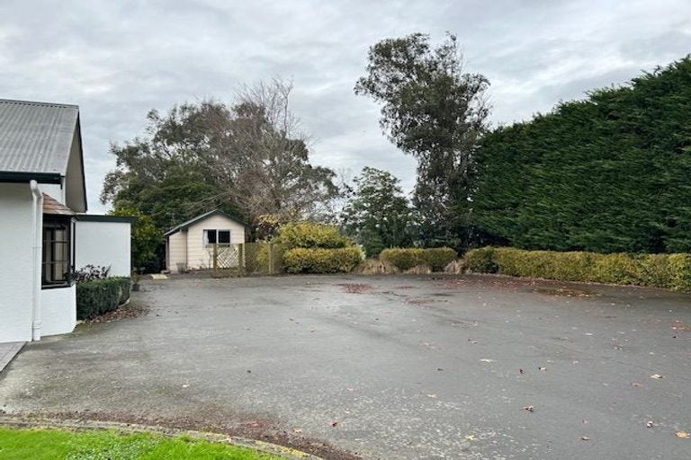 Photo of property in 1450a Rangiotu Road, Tiakitahuna, Palmerston North, 4477