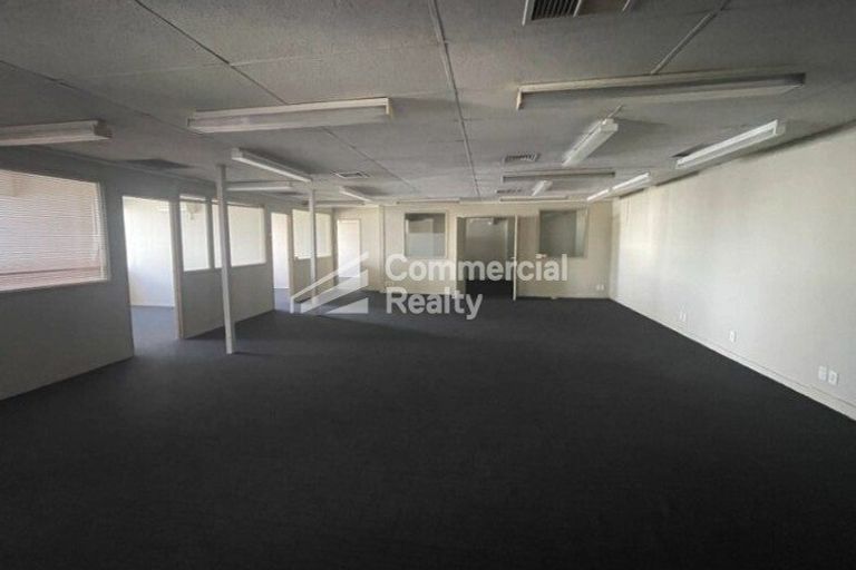 Photo of property in 83 Springs Road, Hornby, Christchurch, 8042