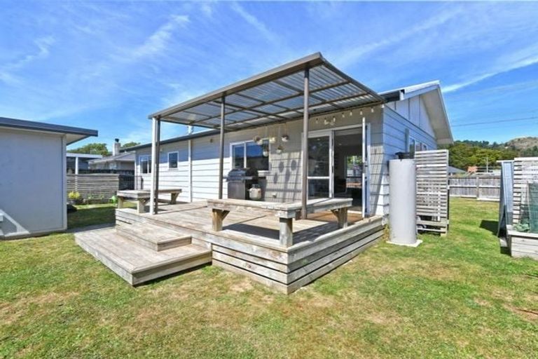 Photo of property in 28c Blenheim Street, Upper Hutt Central, Upper Hutt, 5018