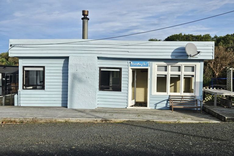 Photo of property in 7 Kowhai Street, Kaka Point, Balclutha, 9271
