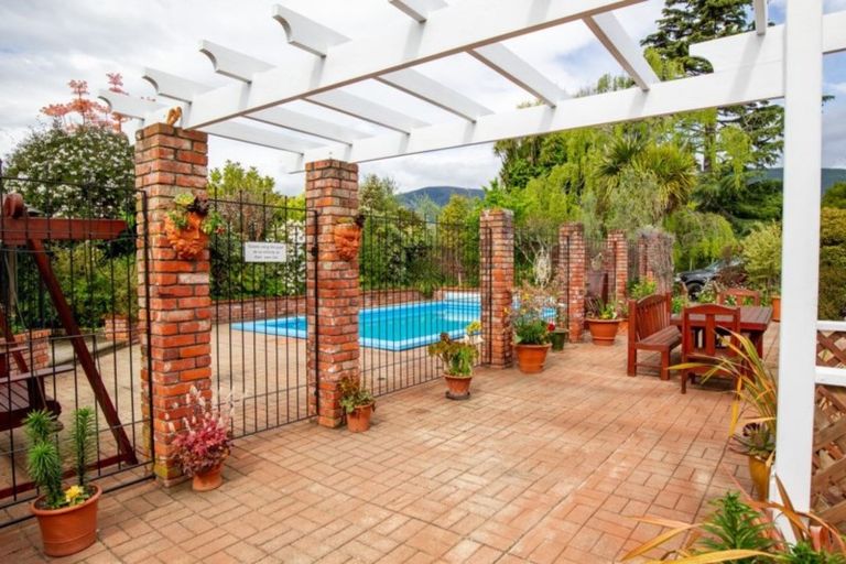 Photo of property in 724 Main Road Stoke, Stoke, Nelson, 7011