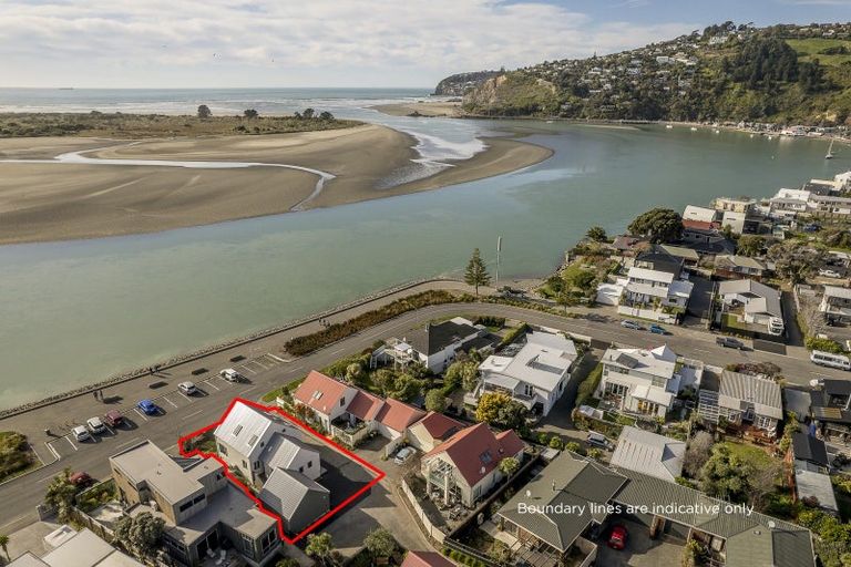 Photo of property in 19 Beachville Road, Redcliffs, Christchurch, 8081