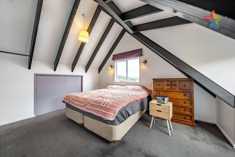 Photo of property in 21 Kerkwall Drive, Naenae, Lower Hutt, 5011