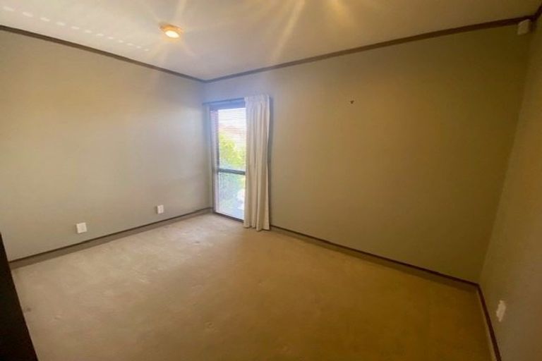 Photo of property in 3 Aintree Grove, Churton Park, Wellington, 6037