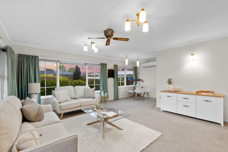 Photo of property in 48 Main North Road, Papanui, Christchurch, 8052