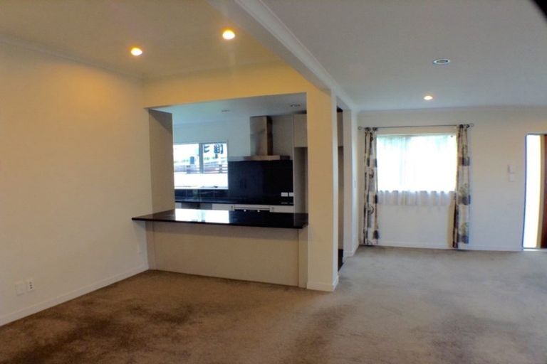 Photo of property in 177 Birkenhead Avenue, Birkenhead, Auckland, 0626