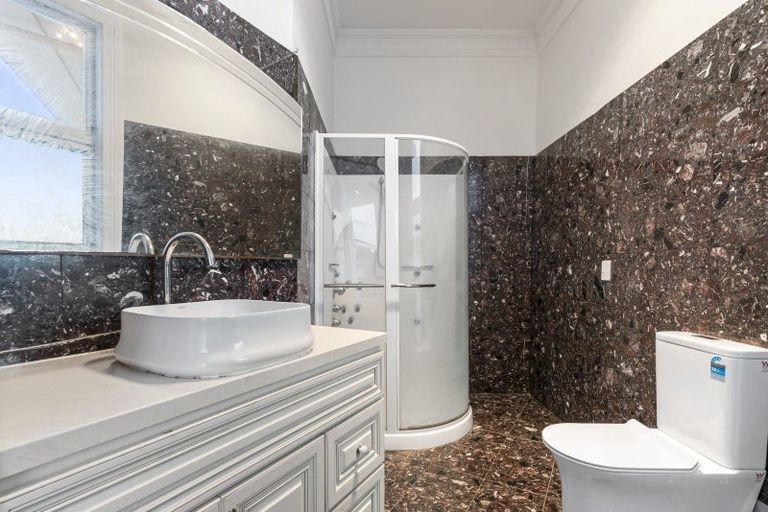 Photo of property in 6 Mahinga Place, Massey, Auckland, 0614