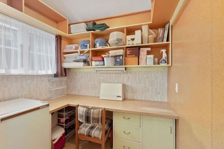 Photo of property in 58 Hine Road, Wainuiomata, Lower Hutt, 5014