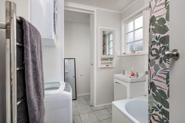 Photo of property in 8/4 Tohitapu Road, Paihia, 0200