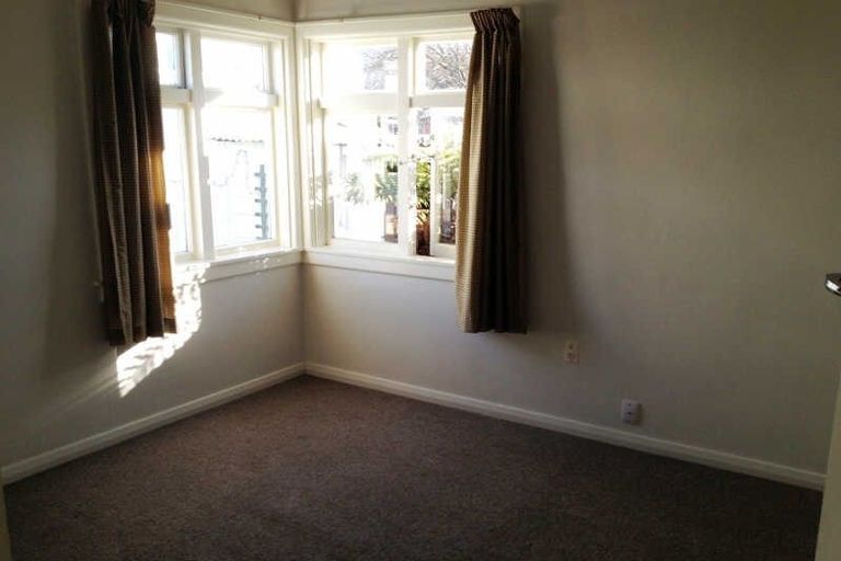 Photo of property in 186 Edgeware Road, Edgeware, Christchurch, 8013