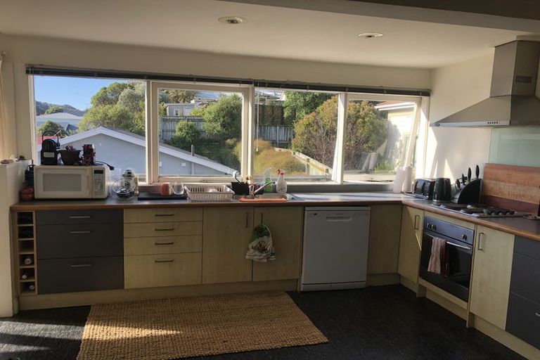 Photo of property in 22 Tamar Street, Island Bay, Wellington, 6023