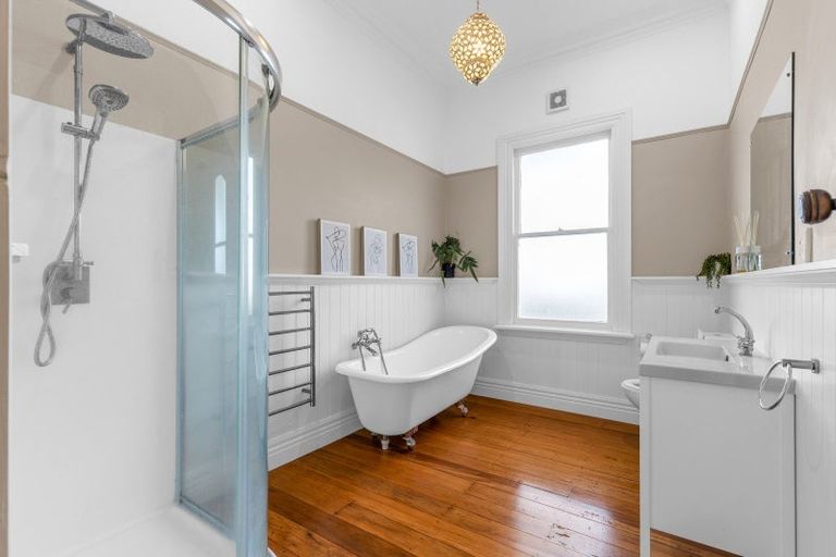 Photo of property in 17 Perrin Place, Kelvin Grove, Palmerston North, 4414